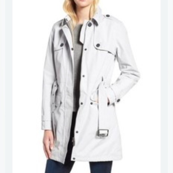 Barbour Tobermory waterproof Jacket - Picture 4 of 15